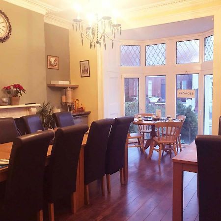 Esk Vale Guest House Portsmouth Bagian luar foto