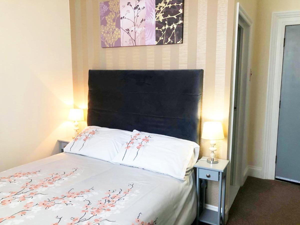 Esk Vale Guest House Portsmouth Bagian luar foto